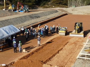 2/6　ＩＣＴ活用工事現場講習会（園瀬川 河川工事）が実施されました！